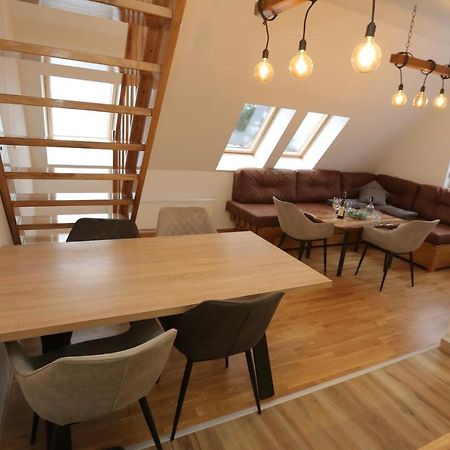 Wood Apartmani - Vila Zimska Idila ยาโฮรินา ภายนอก รูปภาพ