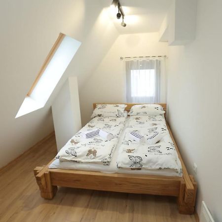 Wood Apartmani - Vila Zimska Idila ยาโฮรินา ภายนอก รูปภาพ