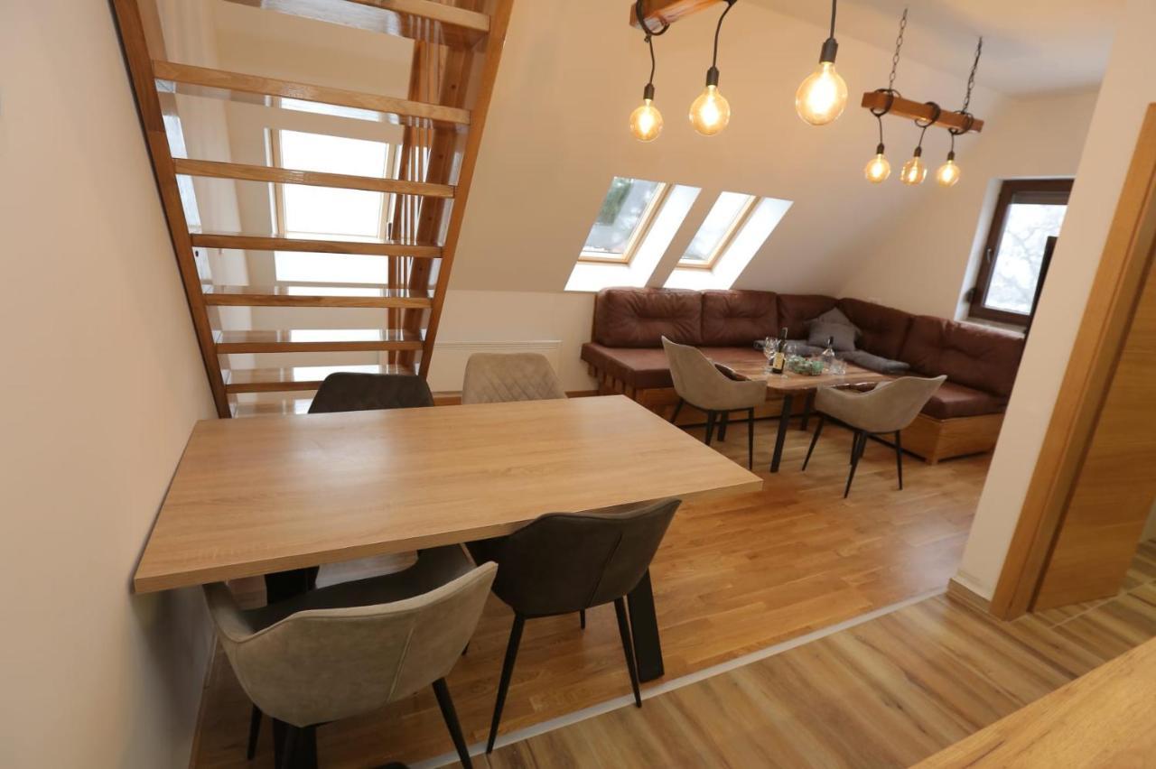 Wood Apartmani - Vila Zimska Idila ยาโฮรินา ภายนอก รูปภาพ