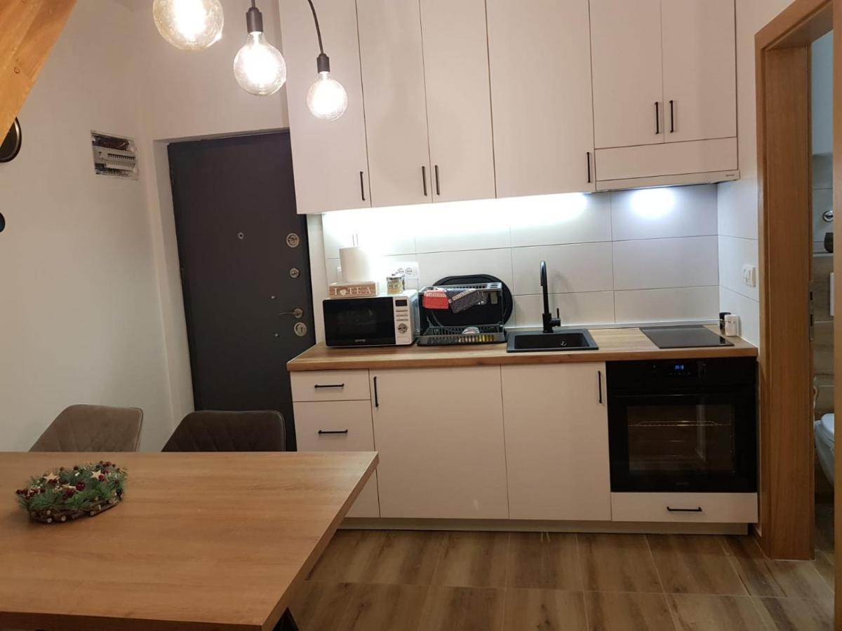 Wood Apartmani - Vila Zimska Idila ยาโฮรินา ภายนอก รูปภาพ