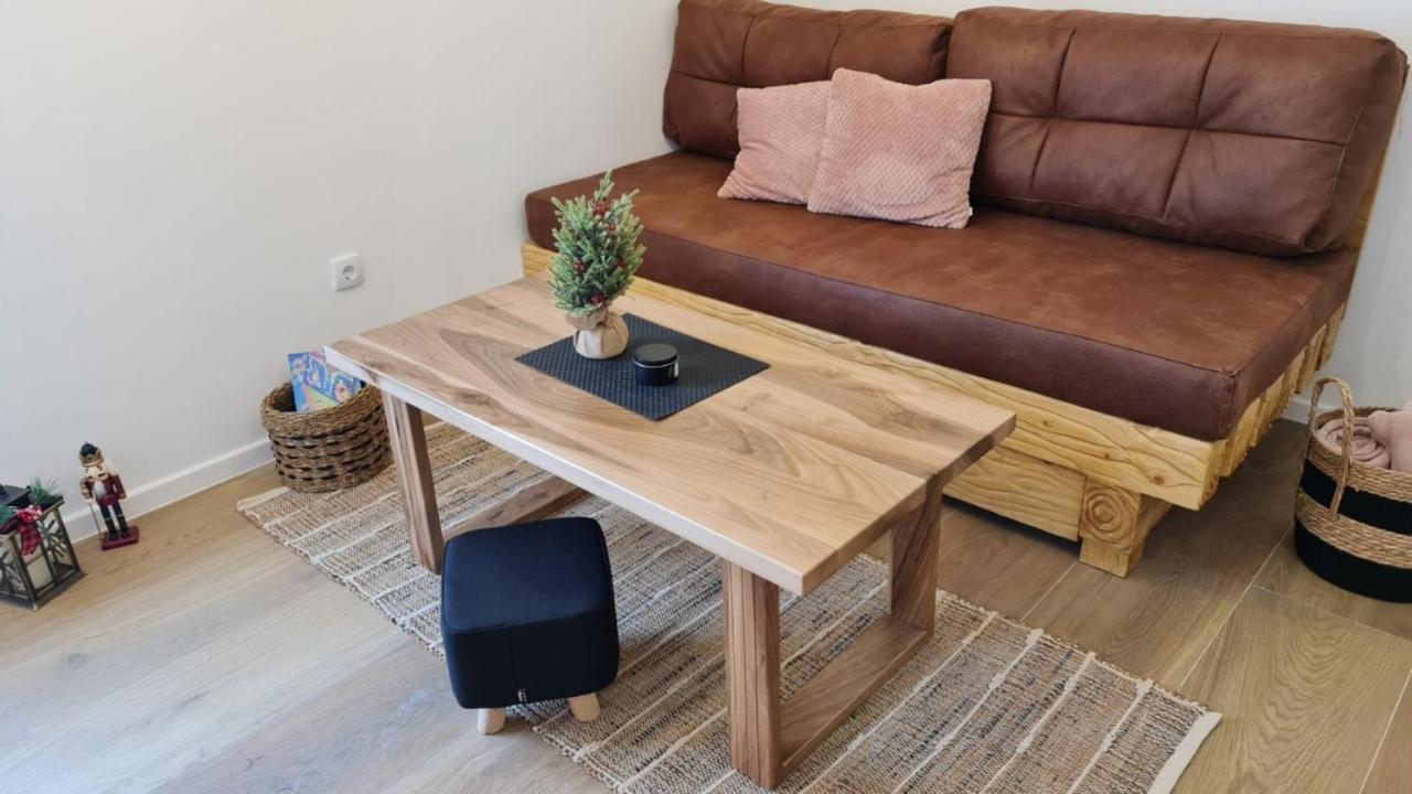 Wood Apartmani - Vila Zimska Idila ยาโฮรินา ภายนอก รูปภาพ