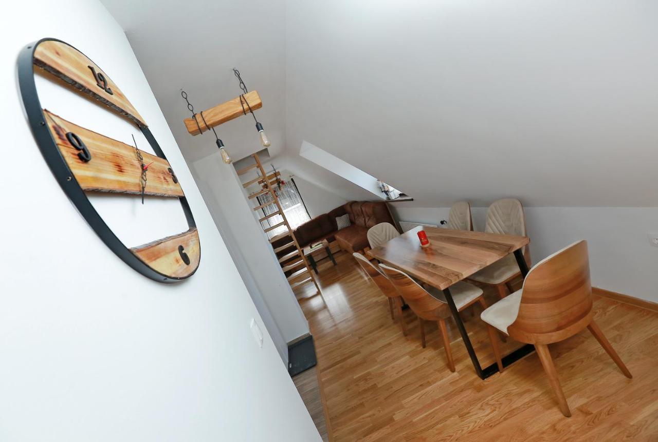 Wood Apartmani - Vila Zimska Idila ยาโฮรินา ภายนอก รูปภาพ