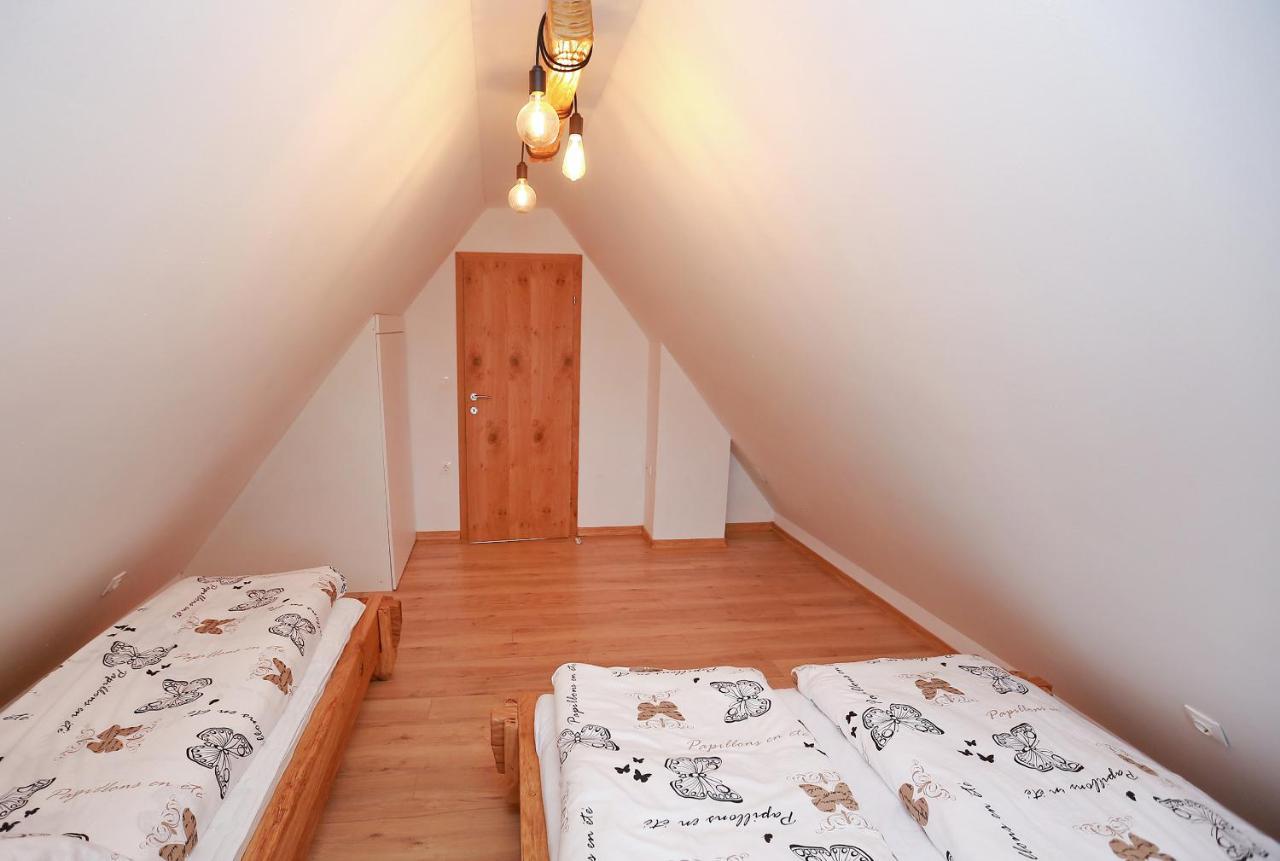 Wood Apartmani - Vila Zimska Idila ยาโฮรินา ภายนอก รูปภาพ