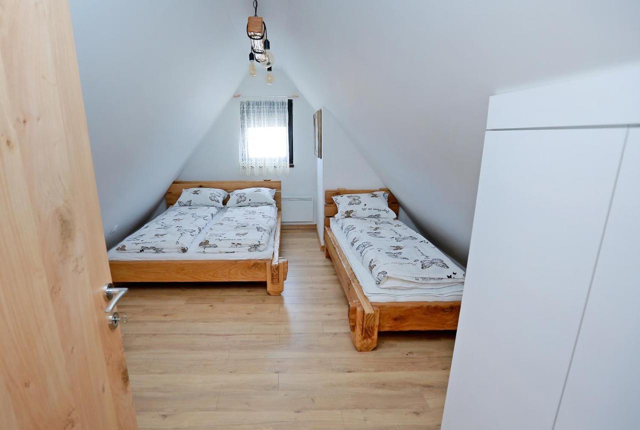 Wood Apartmani - Vila Zimska Idila ยาโฮรินา ภายนอก รูปภาพ