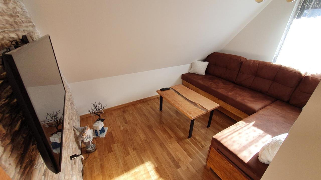 Wood Apartmani - Vila Zimska Idila ยาโฮรินา ภายนอก รูปภาพ