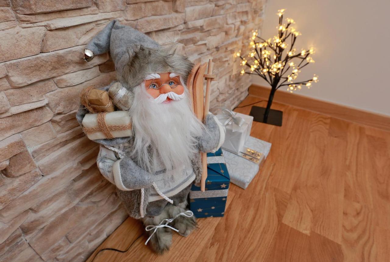 Wood Apartmani - Vila Zimska Idila ยาโฮรินา ภายนอก รูปภาพ