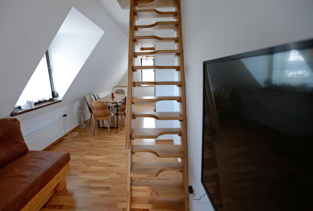 Wood Apartmani - Vila Zimska Idila ยาโฮรินา ภายนอก รูปภาพ