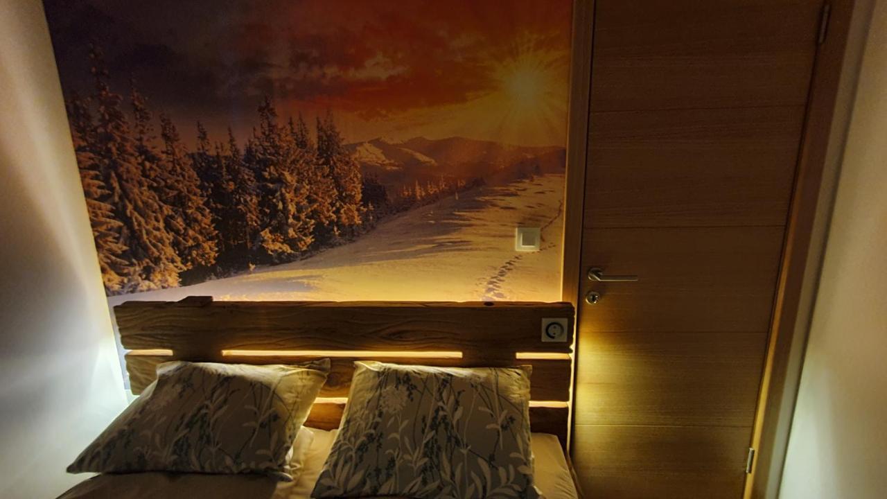 Wood Apartmani - Vila Zimska Idila ยาโฮรินา ภายนอก รูปภาพ
